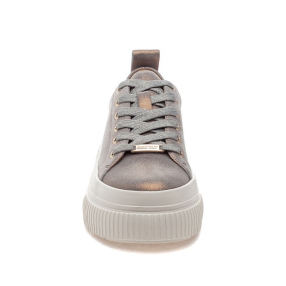 NWT J/SLIDES WEST Bronze Metallic Leather Sneaker - Picture 3 of 15